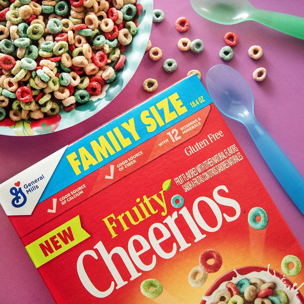 Сухий сніданок Fruity Cheerios Family Size 520г - фото 2