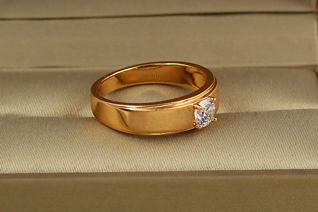 Кільце Xuping Jewelry Заручини р 19 золотисте - фото 2