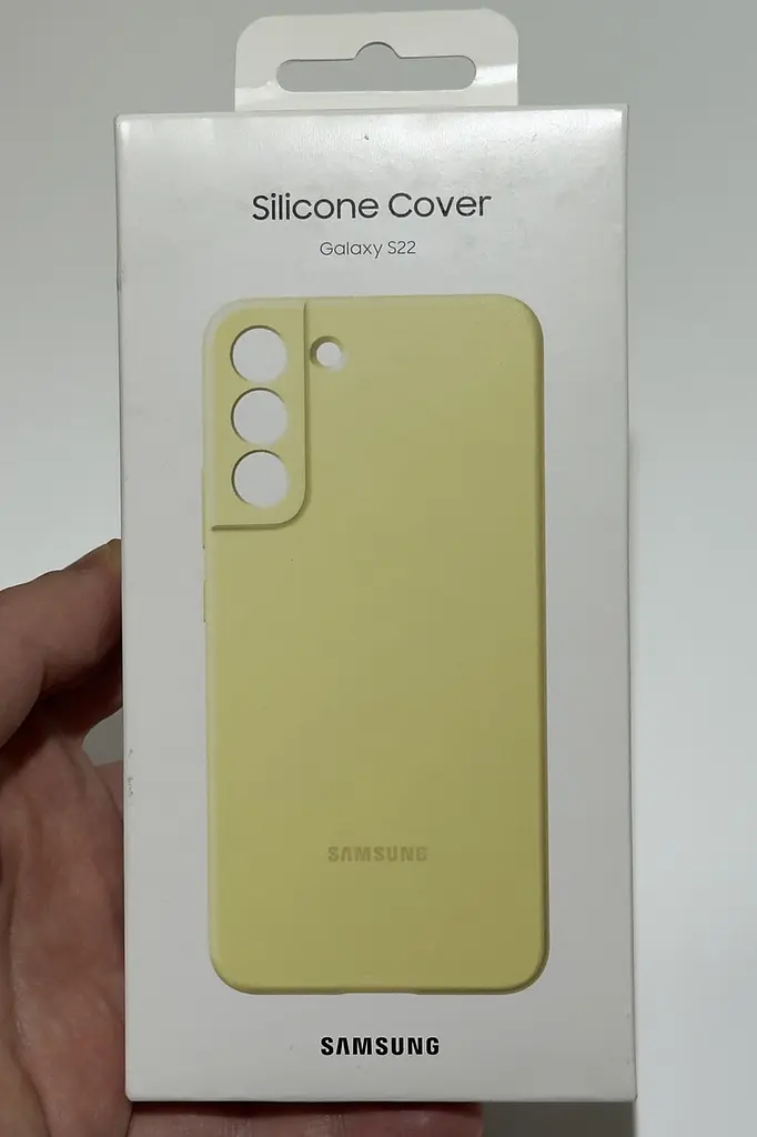 Оригінальний силіконовий чохол Silicone Cover для Samsung Galaxy S22 Yellow EF-PS901TYEGRU S901 - фото 2
