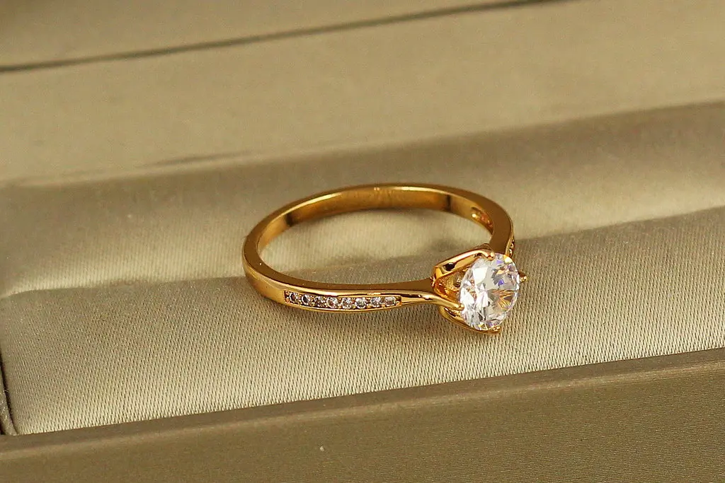Кільце Xuping Jewelry Стежка до серця р 17 золотисте - фото 2