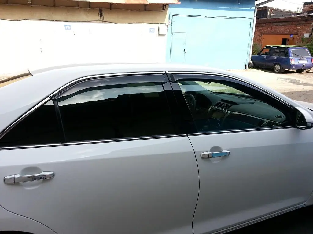 Дефлектори вікон вітровики Kia Optima 2011-4 дв З Хром Молдінгом - фото 3