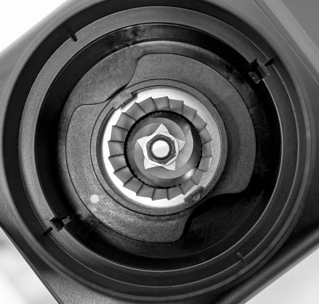 Профессиональная кофемолка Rommelsbacher EKM 400 - фото 6