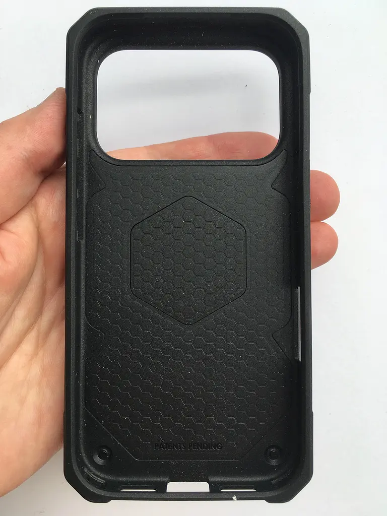 Чохол протиударний UAG Monarch Pro MagSafe для iPhone 17 Pro Carbon Fiber Mallard 114513115542 - фото 8
