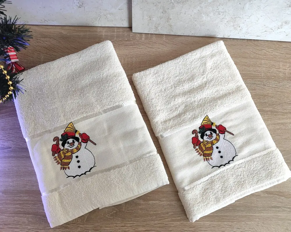 Набір новорічних рушників Gulcan 50x90+70х140 Merry Christmas Snowman Beige - фото 3