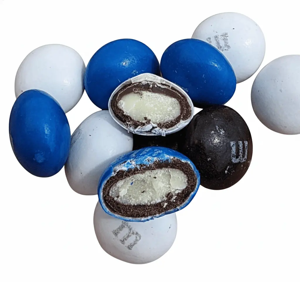 Драже M&M's Cookies & Creme White & Dark Chocolate 80.2г - фото 6