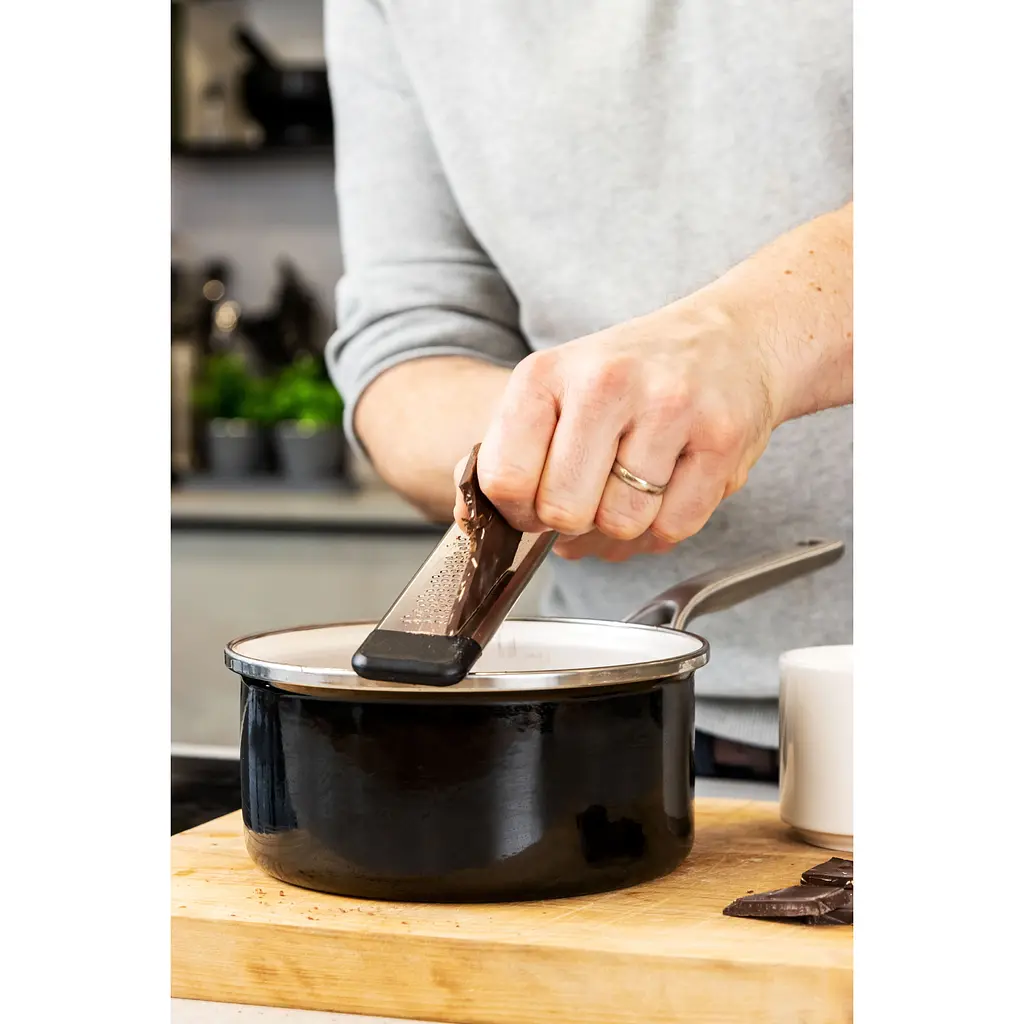 Терка для специй KitchenAid Coreline с чехлом кремовая (KAG321OHACE) - фото 9