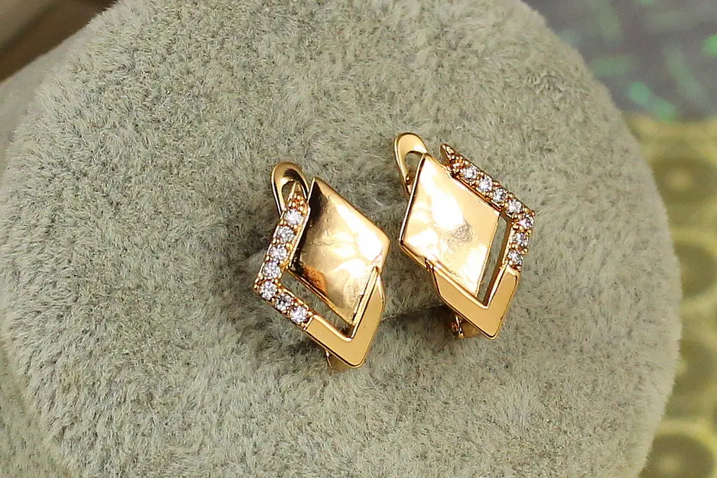 Сережки Xuping Jewelry Подвійний ромб 1,5 см золотисті - фото 4