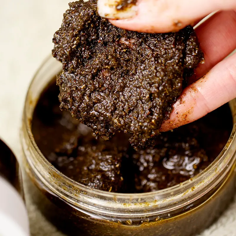 Травяной пилинг для тела Антиоксидантный Herbs White Mandarin 150 мл - фото 3