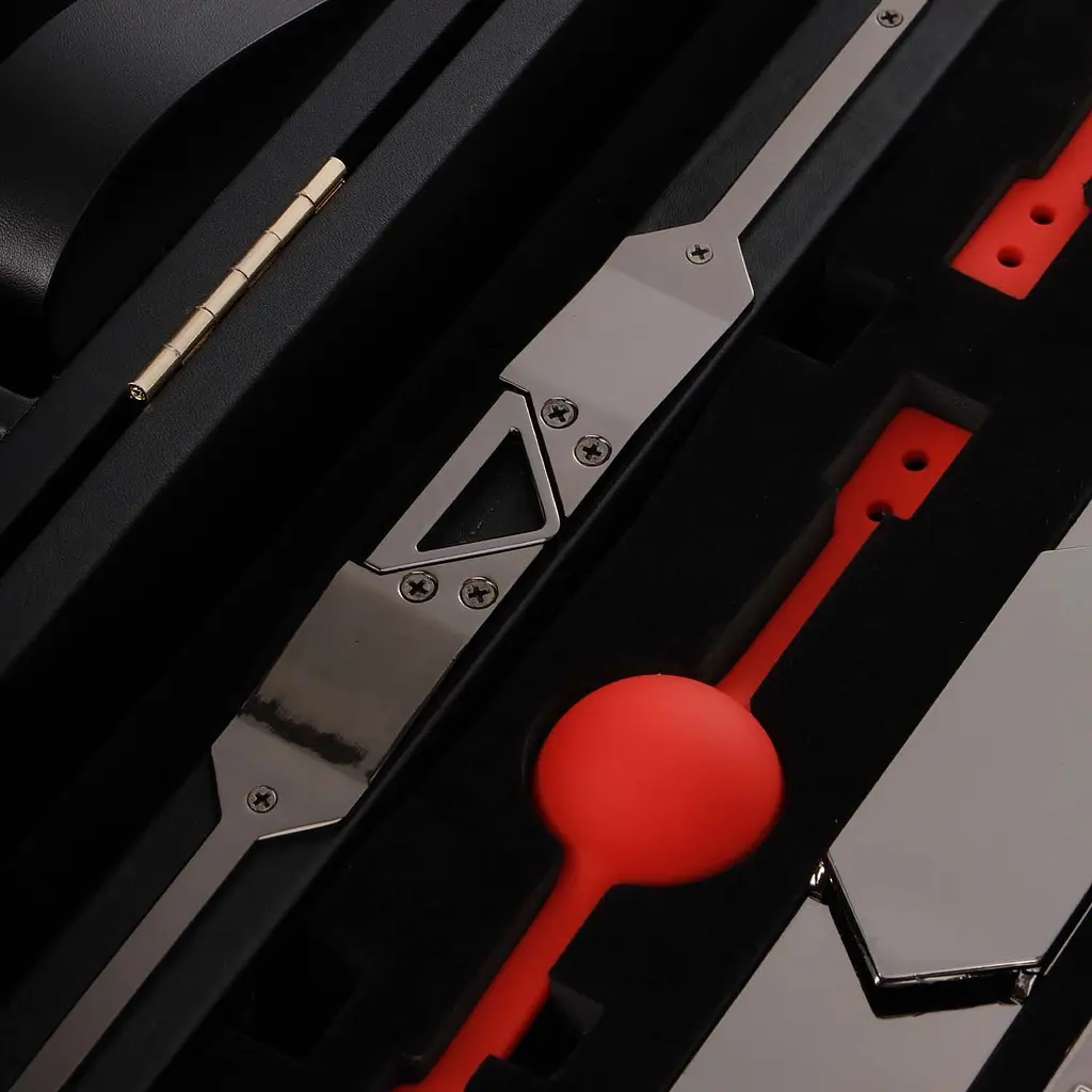 БДСМ-набір LOCKINK All-in-1 BDSM Play Kit, чорний, ремені, маска, кляпи, анальні пробки, свічки - фото 3