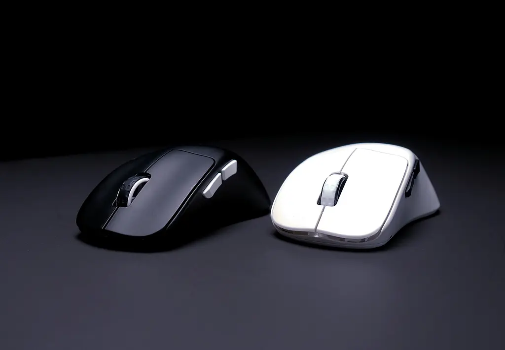 Комп'ютерна миша Cherry Xtrfy M64 PRO 8K WL/USB-A RGB чорний teh0014109 - фото 9