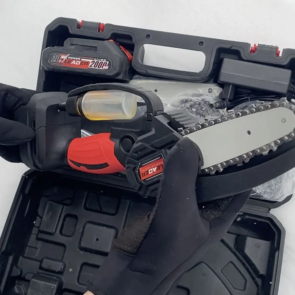 Электропила XPRO Black & Decker 2 аккумулятора 48 В 16 см черная (43694-_1225) - фото 13