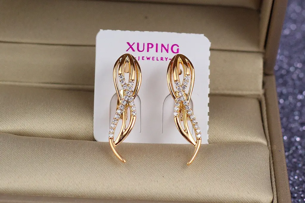 Сережки Xuping Jewelry петелька з фіанітами 2,7 см золотисті