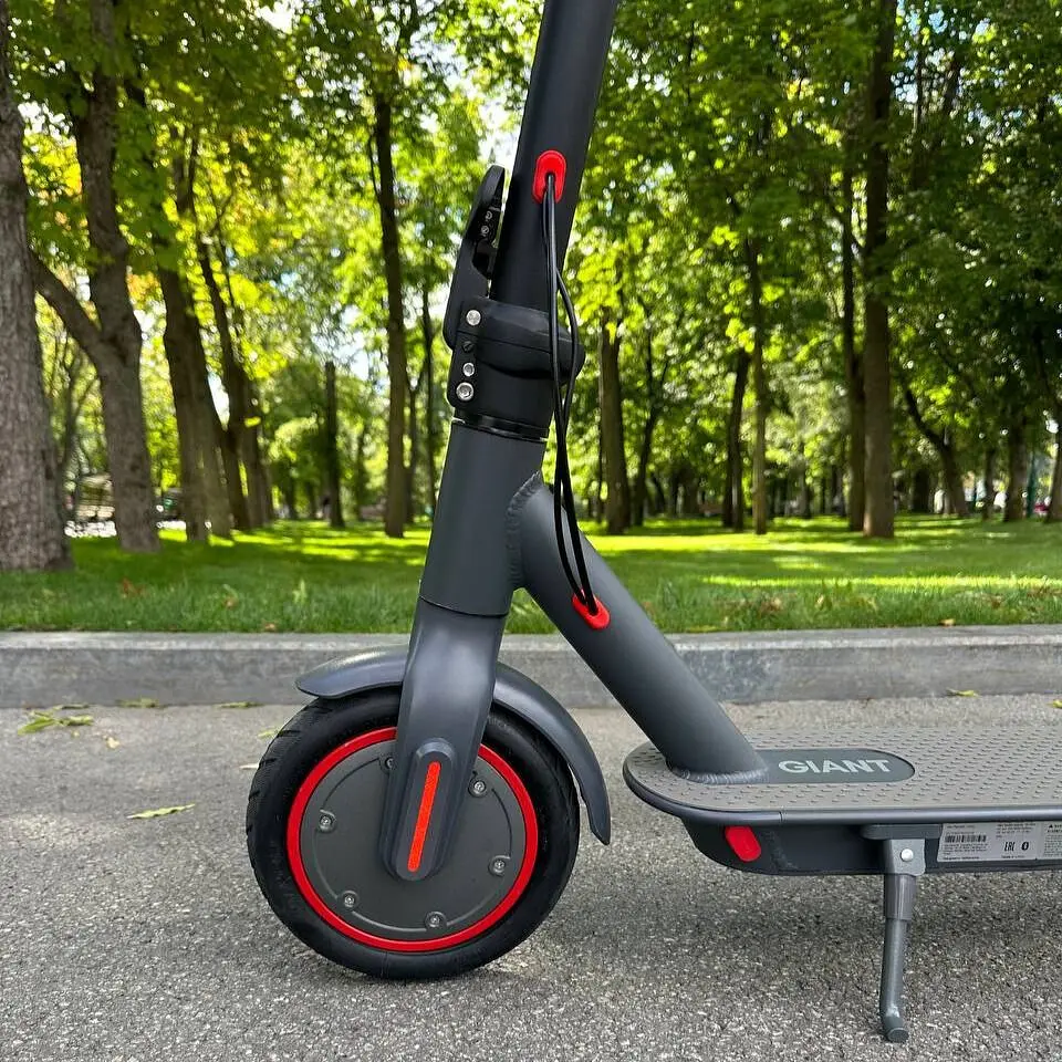 Электросамокат GIANT Move U8 PRO 500W 10.4Ah складной, черный (2025) - фото 5