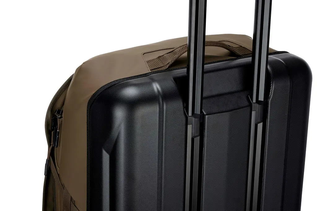 Сумка на колесах Thule Chasm Wheeled Duffel (Deep Khaki) 3205604 (TH 3205604) - фото 9