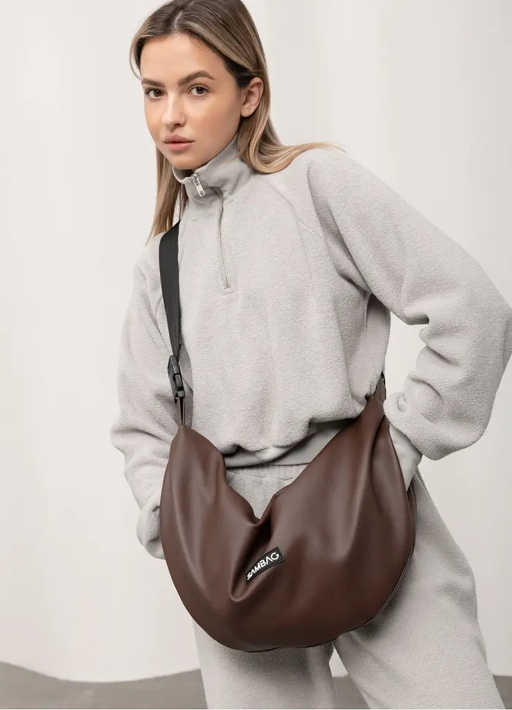 Жіноча сумка Sambag HOBO Bag-glove шоколадна 50 х 28 х 5 см (53400020) - фото 6