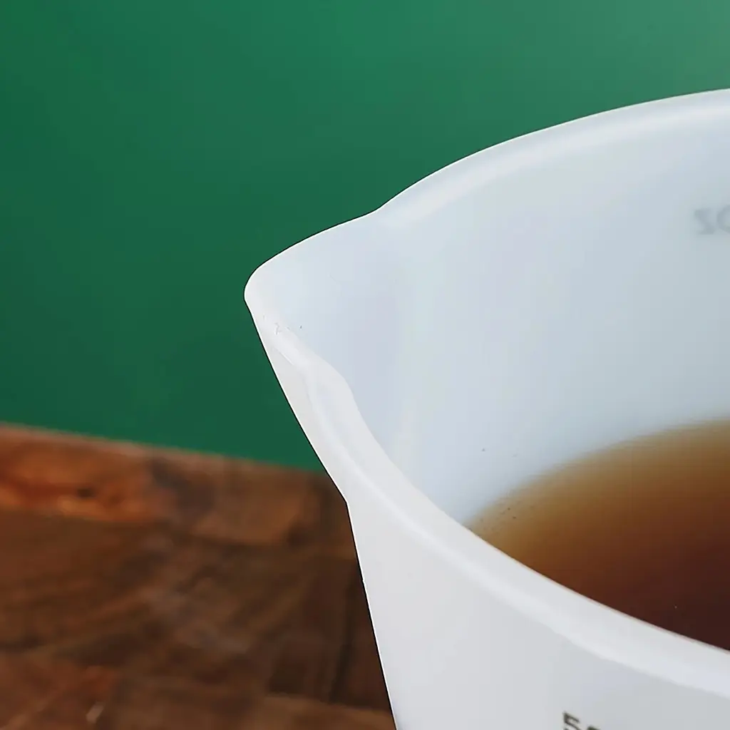 Набір 4 силіконових мірних склянок з носиком та поділками 500/250/100/10 мл, Kitchen Master Прозорий 87388 - фото 4