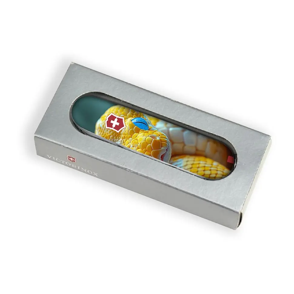 Ніж Victorinox Mountaineer Animal 91мм 18функ черв Змій - фото 6