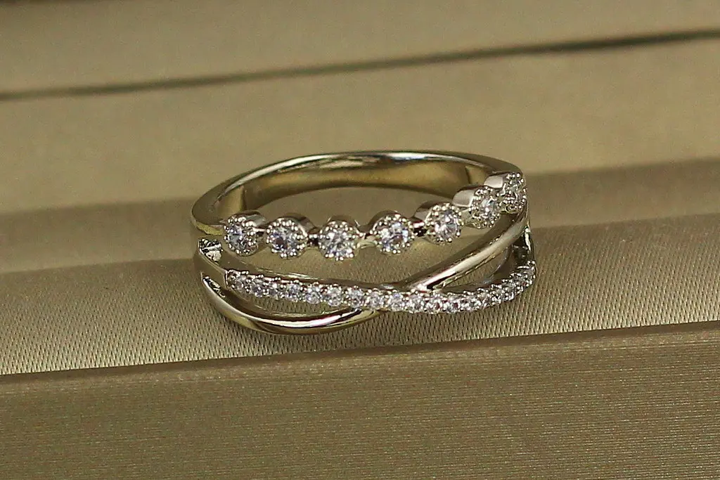 Кільце Xuping Jewelry нега р 17 сріблясте