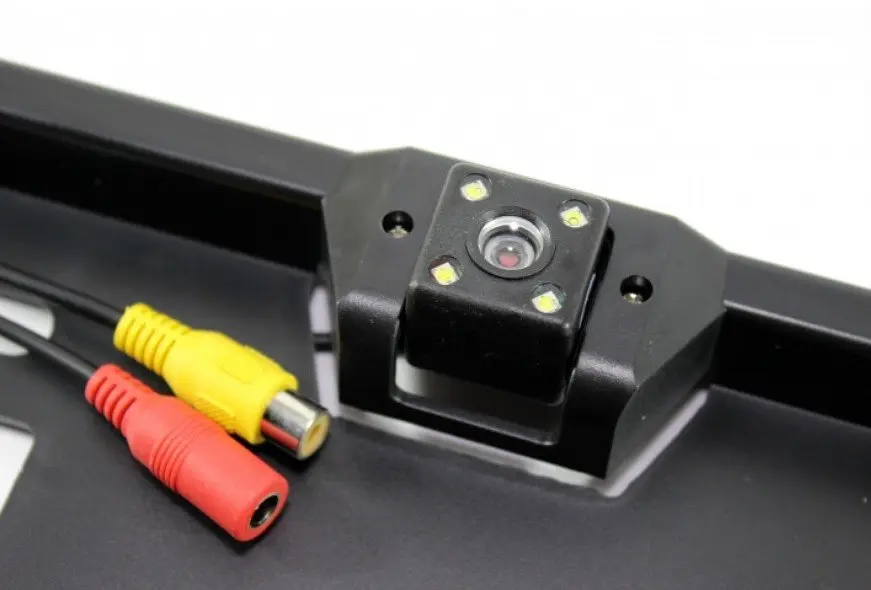 Камера заднього виду з LED підсвічуванням в рамці номера CAR CAM UKC 5032 чорний - фото 4