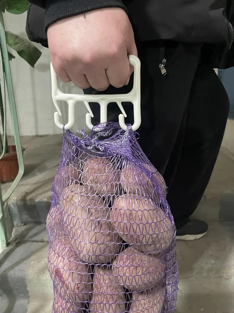 Універсальна ручка для перенесення пакетів та овочевих сіток Bag Buddy - фото 7
