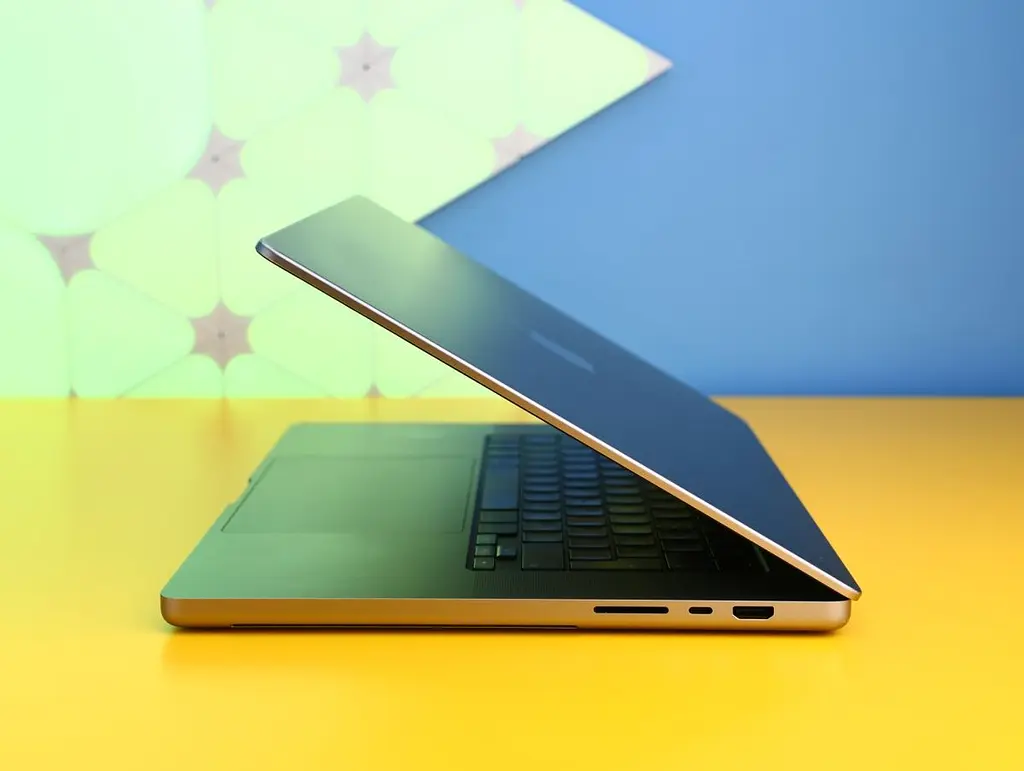 Ноутбук Apple MacBook Pro 16'' M1 Pro 16GB/512GB Space Gray 2021 (MK183) Б/в [172196] - фото 2