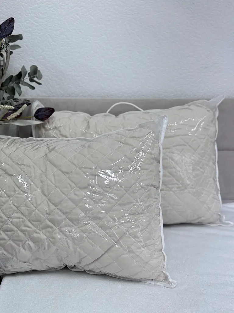 Подушка Ecotton 40х60 см антиалергенна на змійці бежева з наповнювачем холофайбер (19906) - фото 8