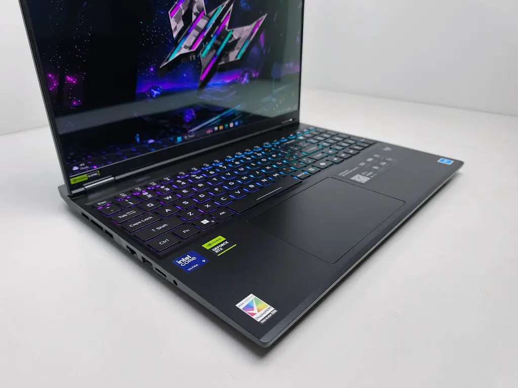 Ноутбук Acer 16 Predator Helios Neo PHN16S-71-98RF OLED 240Hz/Intel Ultra 9-275HX/32GB/1TB/RTX 5070 Ti 12GB/DOS (NH.U0KAA.001) - фото 5