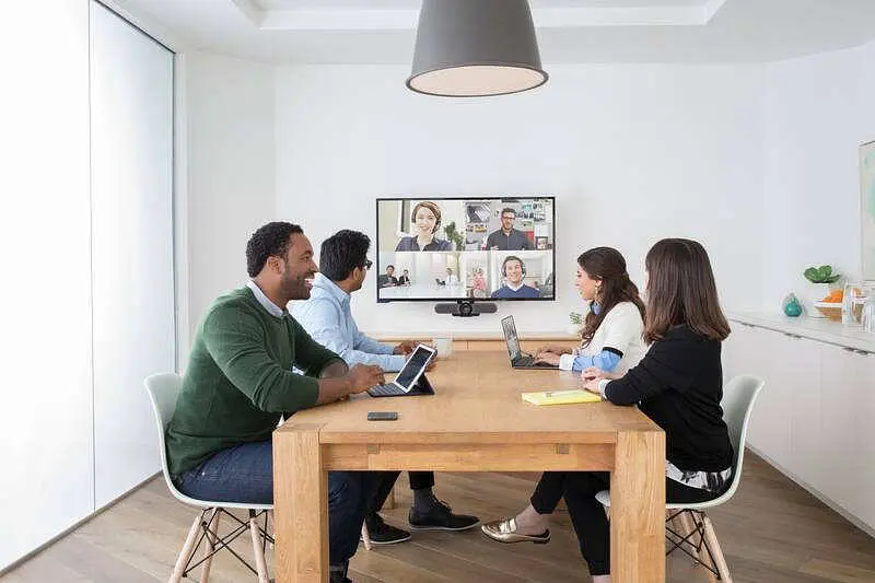 Веб-камера Logitech ConferenceCam MeetUp (960-001102) - фото 10