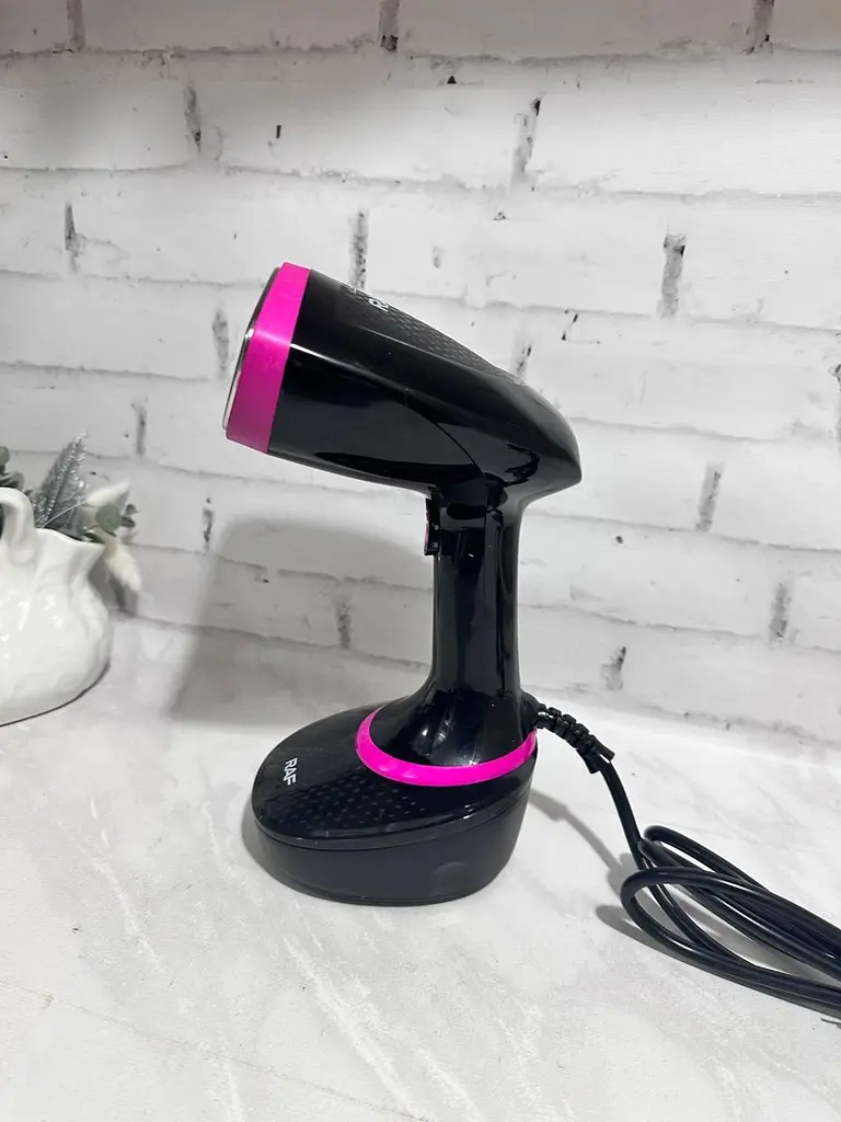 Вертикальный ручной отпариватель RAF R.1317B парогенератор для одежды бытовой пароочиститель 1500 Вт - фото 6