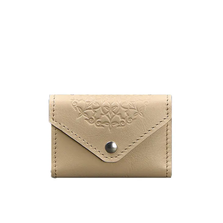 Женский кожаный кард-кейс 3.0 (гармошка) светло-бежевый с мандалой. - фото 7