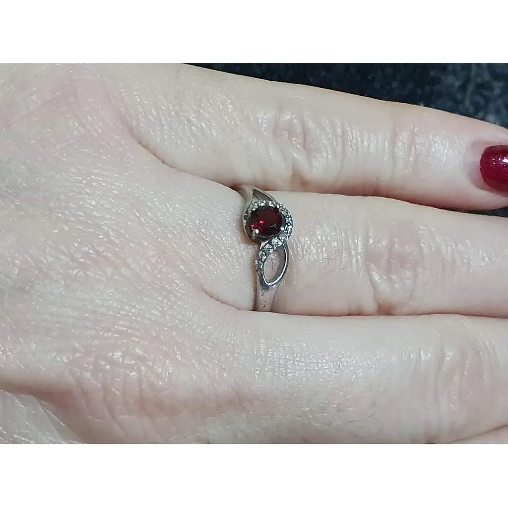 Серебряное кольцо Агни Апрель с гранатом. 1938/1Р-GAR 17 - фото 2