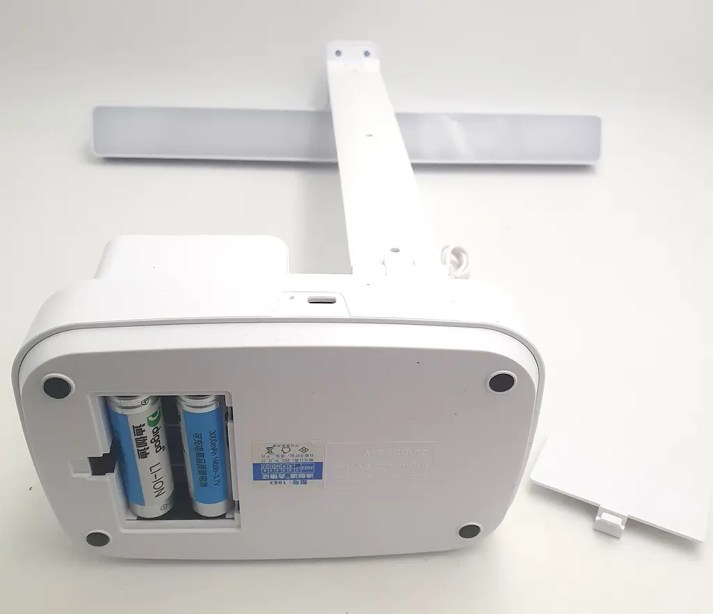 Настільна LED-лампа 45 см сенсорна світлодіодна 5 W акумуляторна (знімні 2 × 18650 6000 mAh) 3000–6000 K Digad 1963 - фото 9