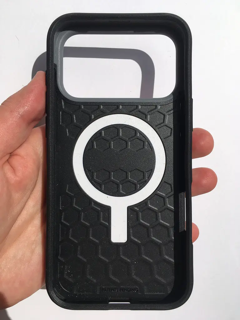 Чохол протиударний UAG Civilian MagSafe для iPhone 17 Pro Max Black 114546114040 - фото 5