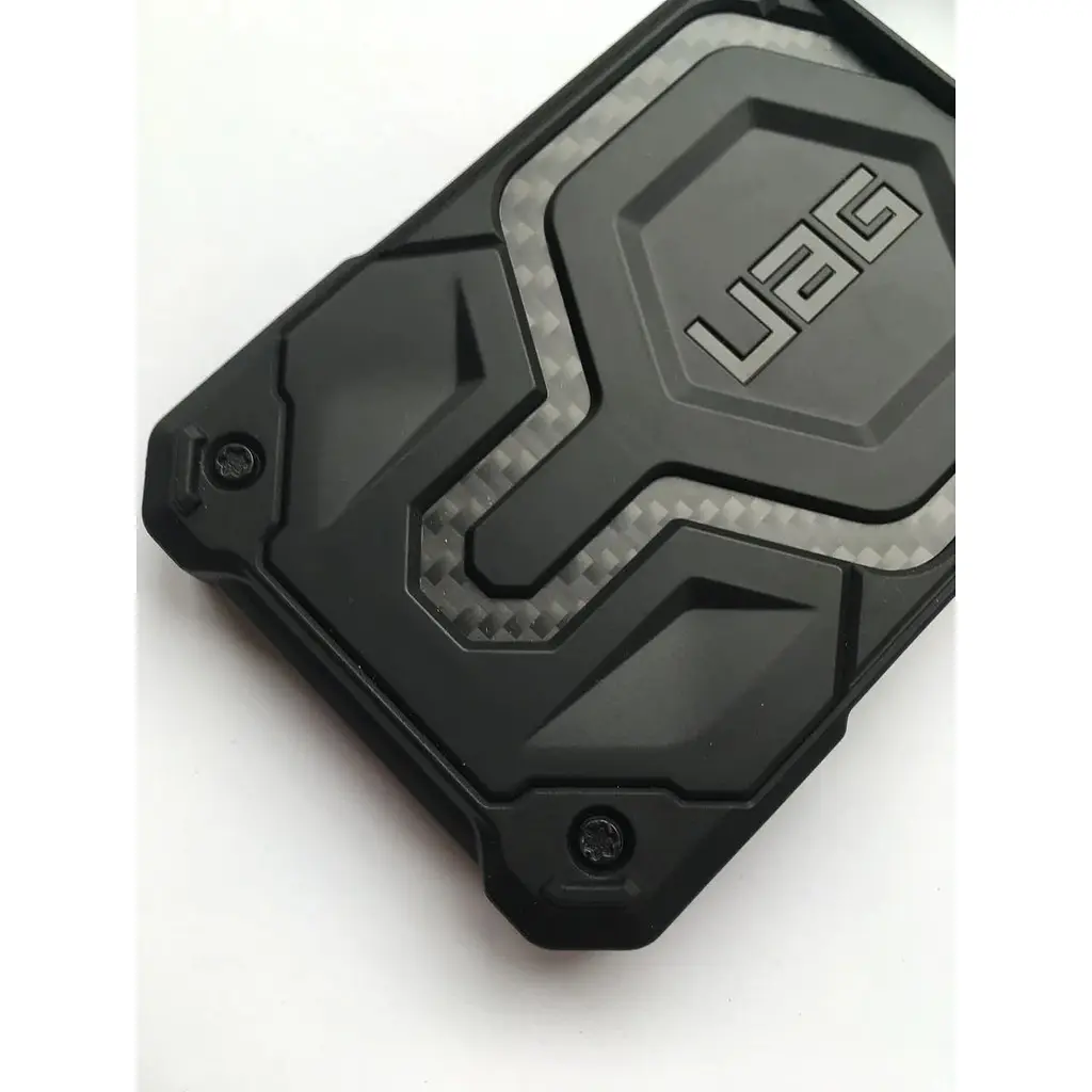 Оригінальний протиударний чохол UAG Monarch Pro MagSafe для iPhone 14 Pro (6.1") Carbon Black 114030114242 - фото 6