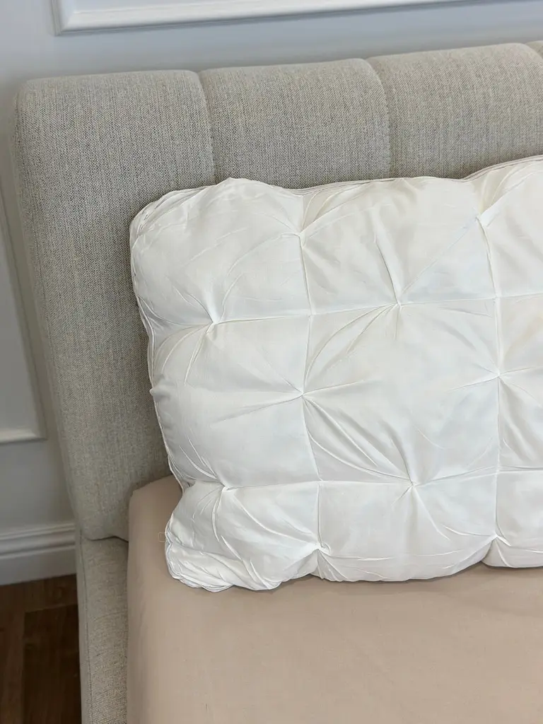 Подушка тісто з поліефірного волокна Hotel pillow 19533 50х70 см біла - фото 5