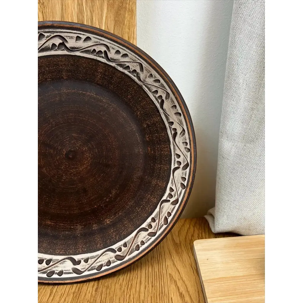 Тарілка 21 см керамічна (глиняна) різьблена Ангоб - фото 8