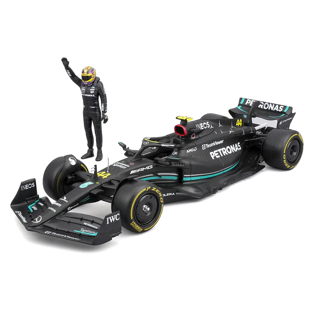Автомодель з фігуркою Bburago Mercedes-AMG F1 W14 E Performance 1:24 в асортименті (18-28037) - фото 2