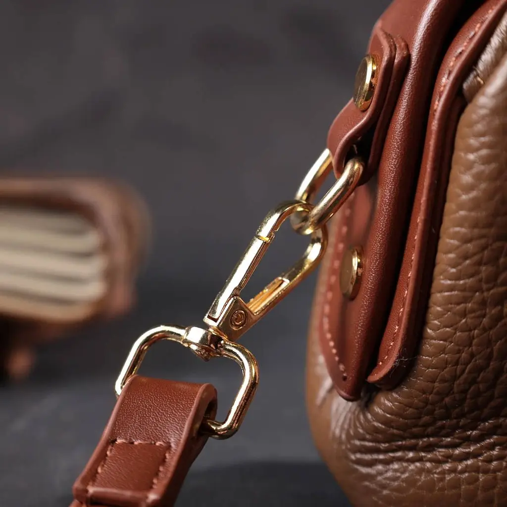 Красивий клатч з цікавою клямкою з натуральної шкіри Vintage 22425 коричневий - фото 9