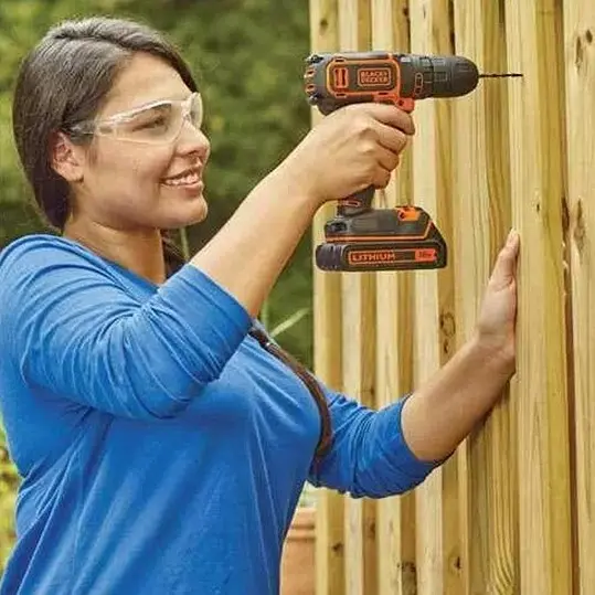 Акумуляторний дриль-шурупокрут Black+Decker з АКБ та ЗП BDCDC18B - фото 4