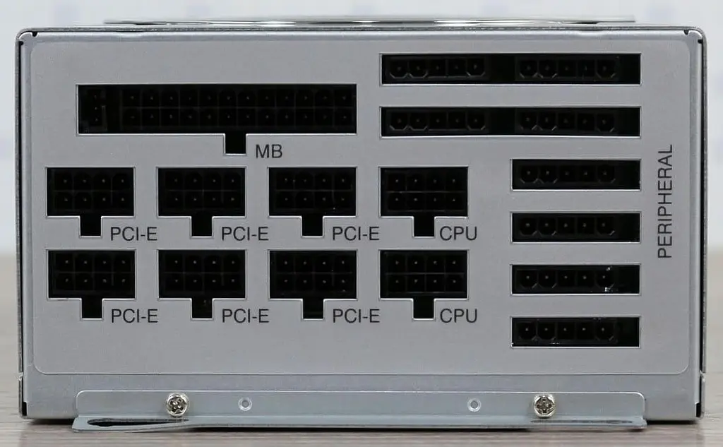 Блок живлення FSP 1200W 80+ Gold (FSP1200-50AAG) Silver Б/в - фото 5