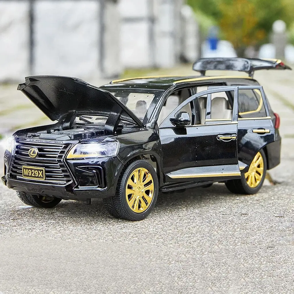 Колекційна металева модель позашляховика АвтоЕксперт Lexus LX 570 із золотими дисками, інерцією, світлом та звуком 1:24 - фото 5
