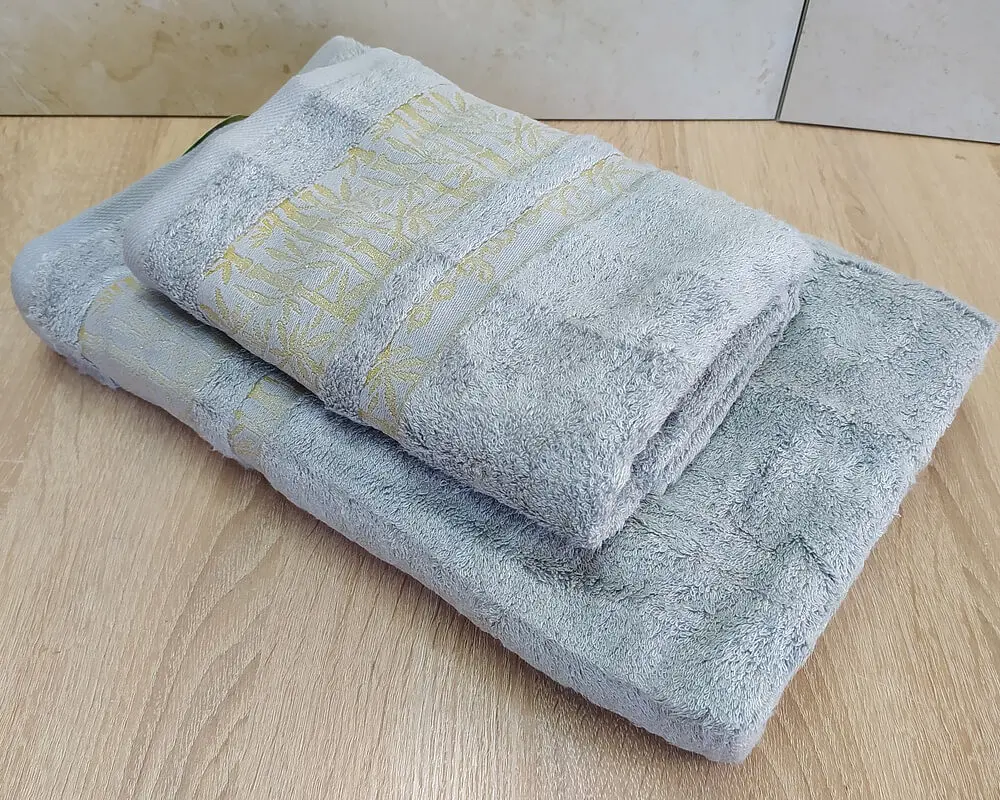 Набір турецьких бамбукових махрових рушників Cestepe 50х90+70х140 Bamboo Aymira Light Grey - фото 2