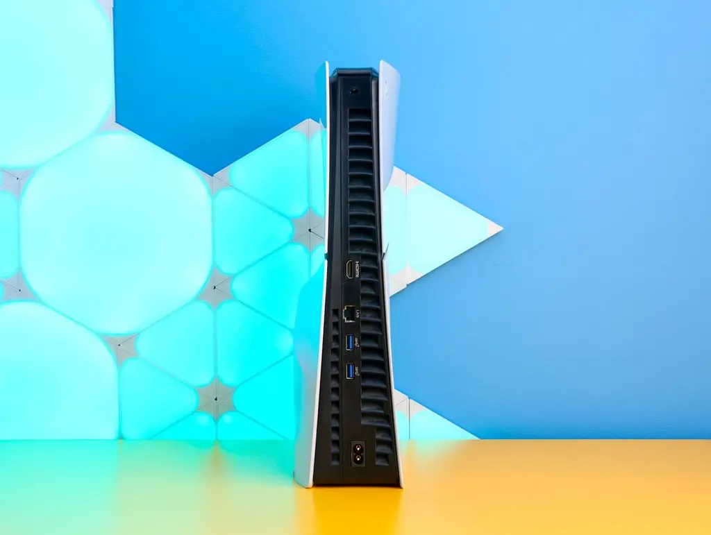 Ігрова консоль Sony PlayStation 5 Slim 1TB White Б/У [173244] - фото 4