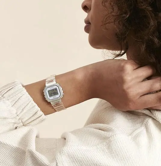 Годинник Casio LA-20WHS-7A - фото 2