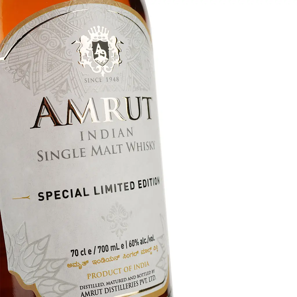 Виски Amrut Ex Bourbon Triple Distilled 2014 60% 0.7 л в подарочной упаковке - фото 6