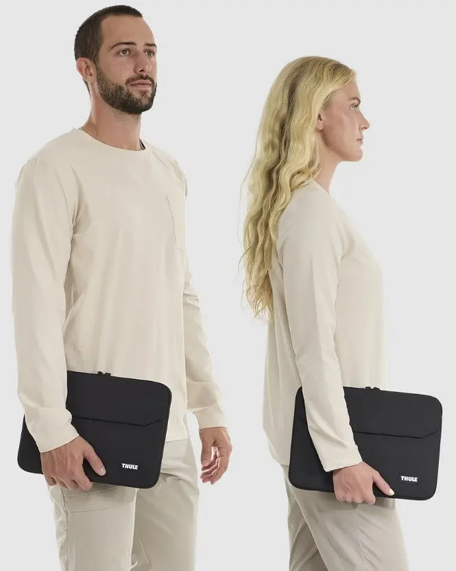 Сумка Thule Lithos Sleeve MacBook Air 13 TLS-113 Чорний (7248674) - фото 2