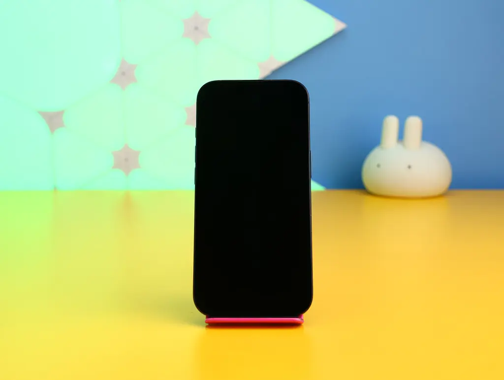 Смартфон Apple iPhone 16 Pro 256GB Black Titanium (MYNH3) Б/в [177009] - фото 4