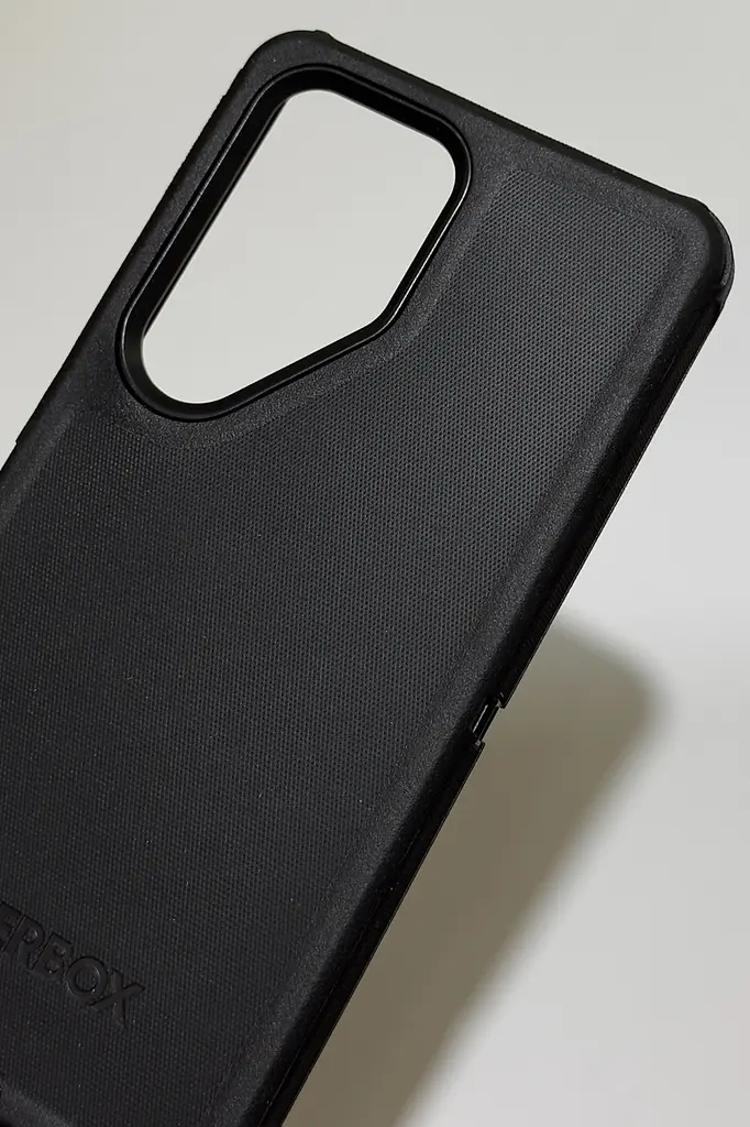 Оригінальний протиударний чохол для Samsung Galaxy S25 Ultra OtterBox Defender Black 77-97480 з кліпсою - фото 9