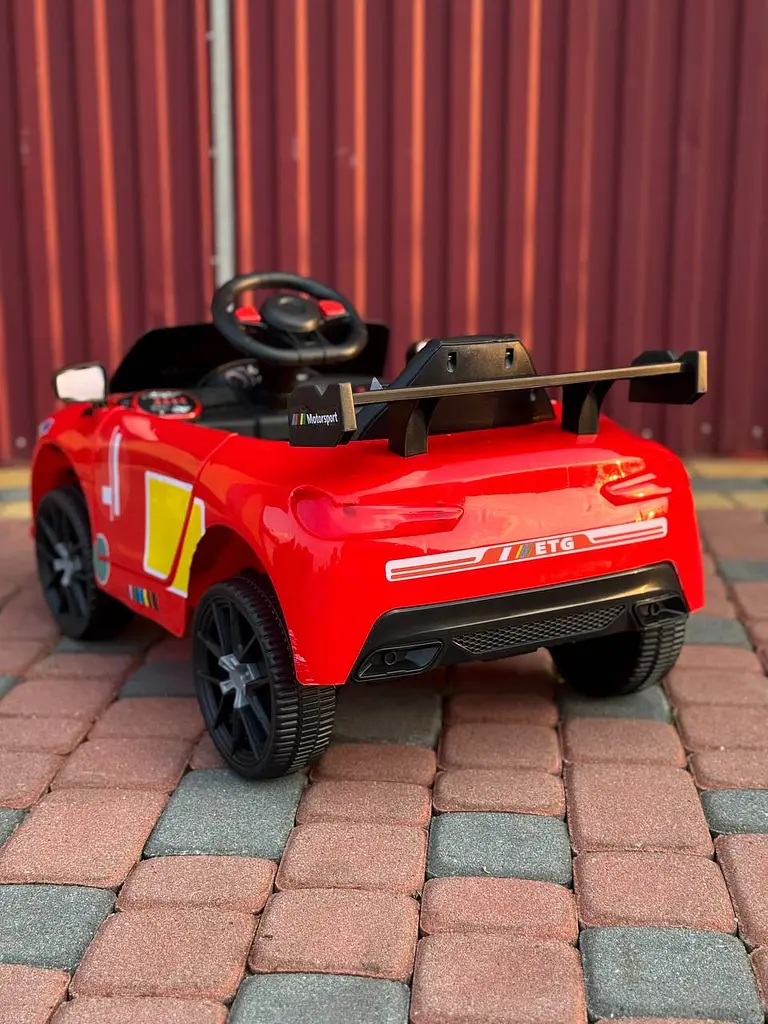Дитячий спортивний електромобіль кабріолет зі спойлером PRIMA CAR Cabrio 6V 5A (пульт, LED-фари, музика, педаль газу), Червоний - фото 5