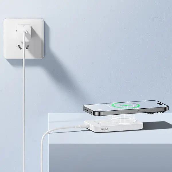 Аккумулятор внешний магнитный Baseus Magnetic Mini Wireless Fast Charge 20W 5000 mAh белый P10022107223-00 - фото 4